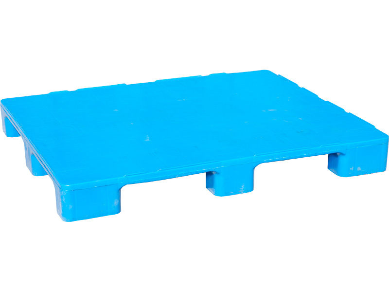 Паллет (cплошной на 9-ти ножках) гигиенический серый (Паллет (cплошной на 9-ти ножках) гигиенический синий) IR 1208-9L-G синий 1200x800x130 мм Полиэтилен низкого давления (HDPE) 124.8 л