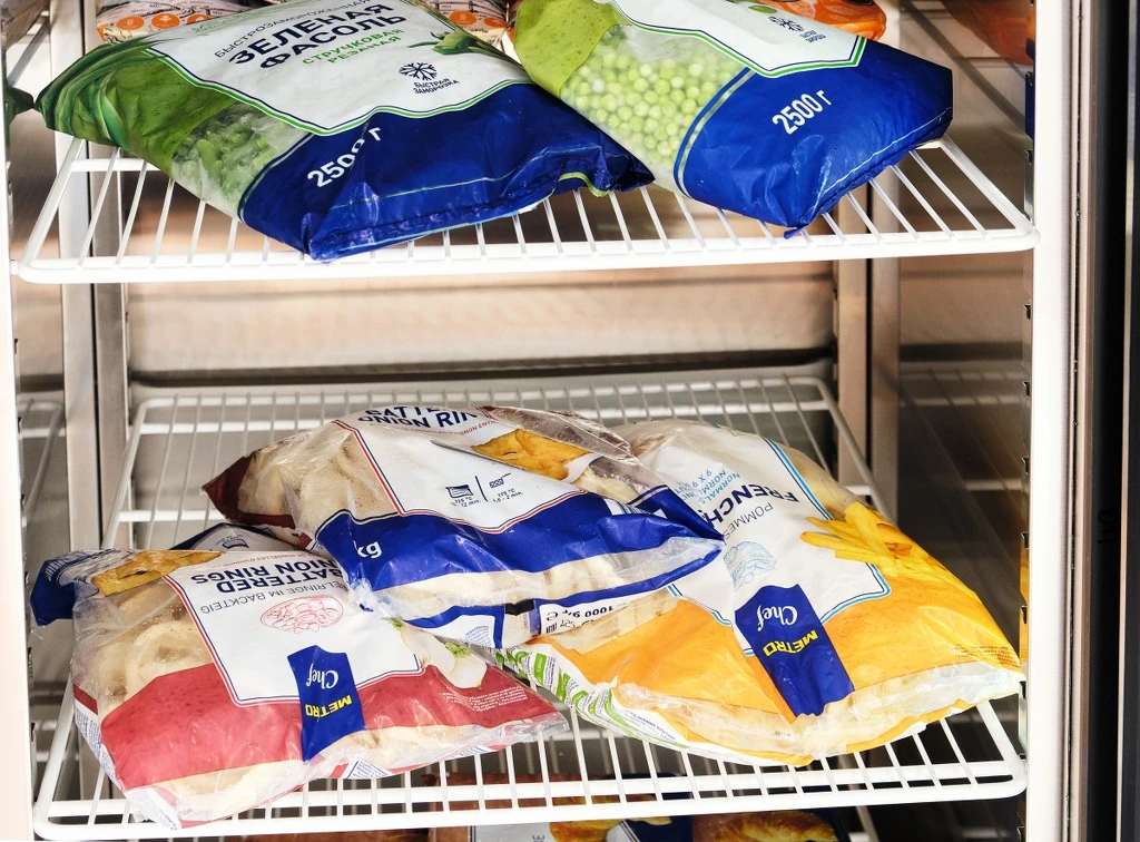 Шкаф холодильный среднетемпературный ШХс-0,5-01 нерж